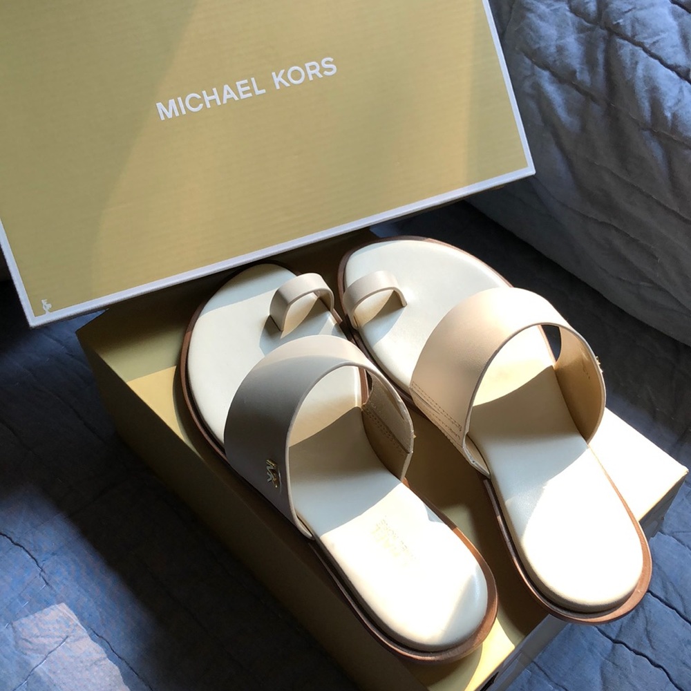 Michael Kors  flat sandal